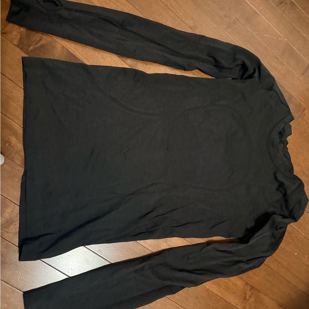 Lululemon swiftly  Black Long Sleeve Shirt